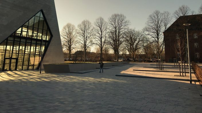 Zentralgebäude Leuphana Universität – Lüneburg